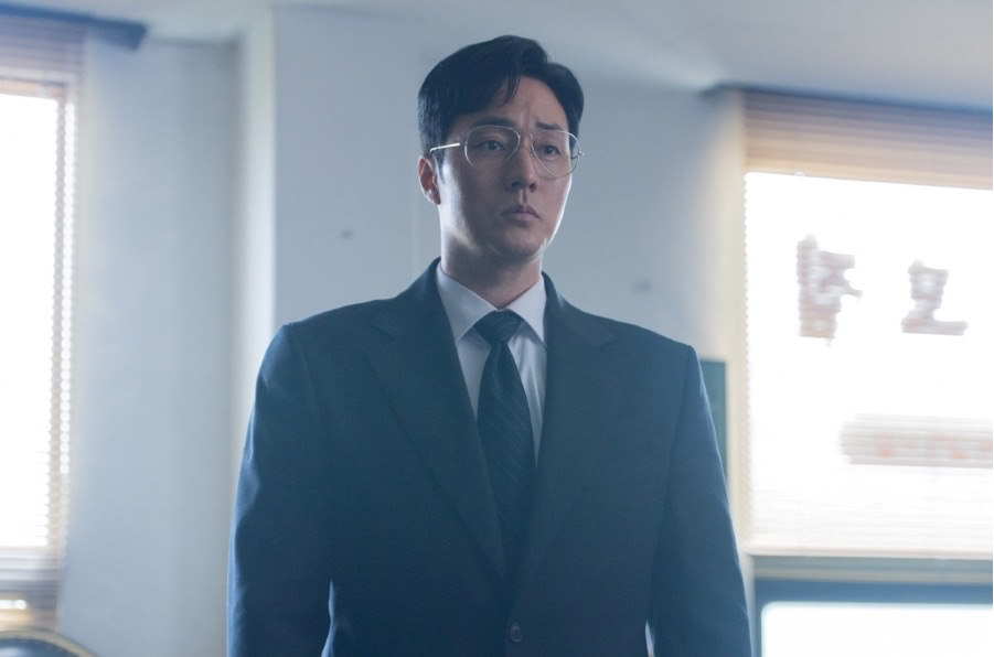 <b>소지섭</b>, 인생캐 또 썼다…‘김부장’ 완벽한 마침표