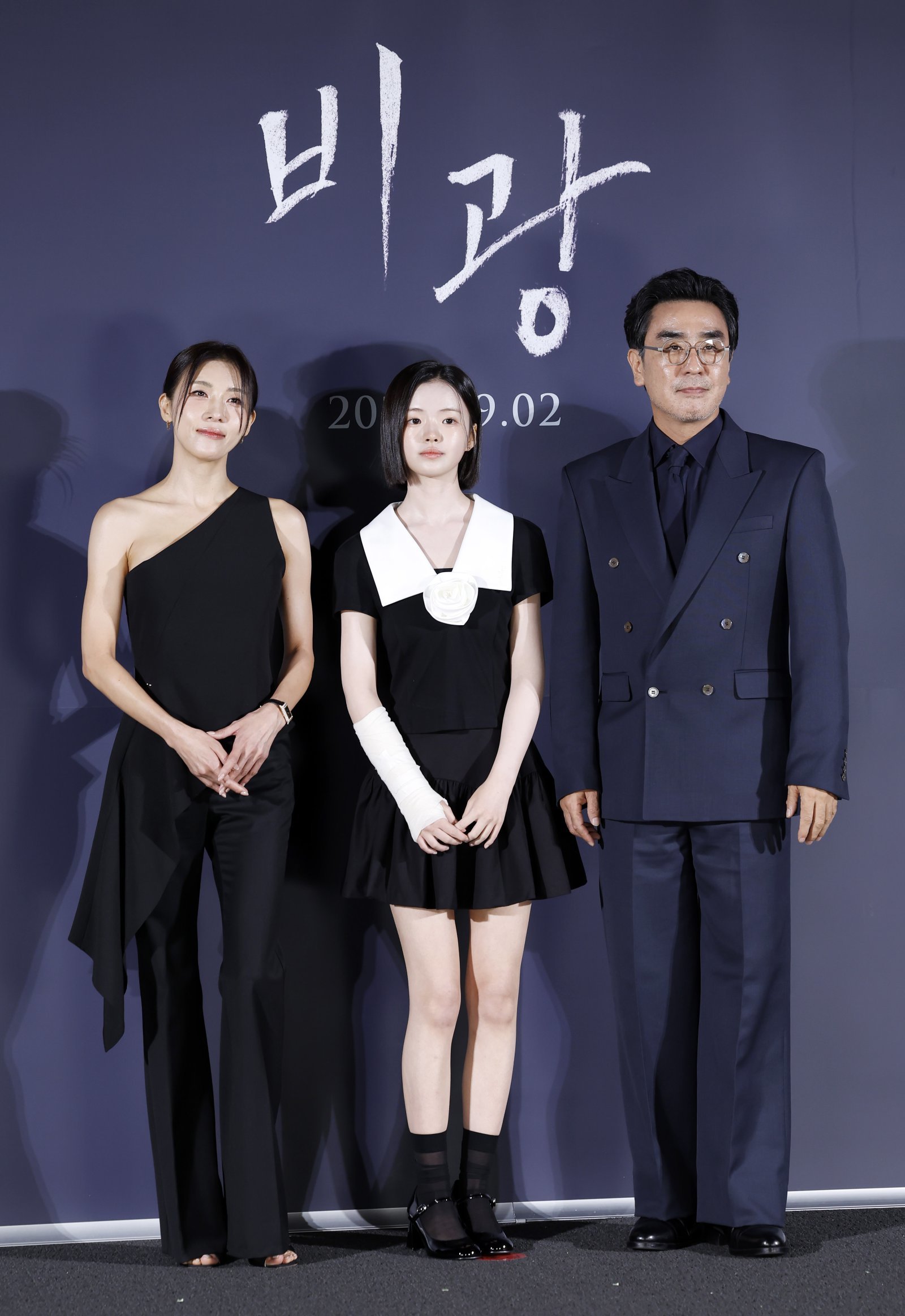 ‘<b>비광</b>’ <b>류승룡</b> “<b>하지원</b>과 부부 호흡, 난 좋았는데 <b>하지원</b>에게 미안”