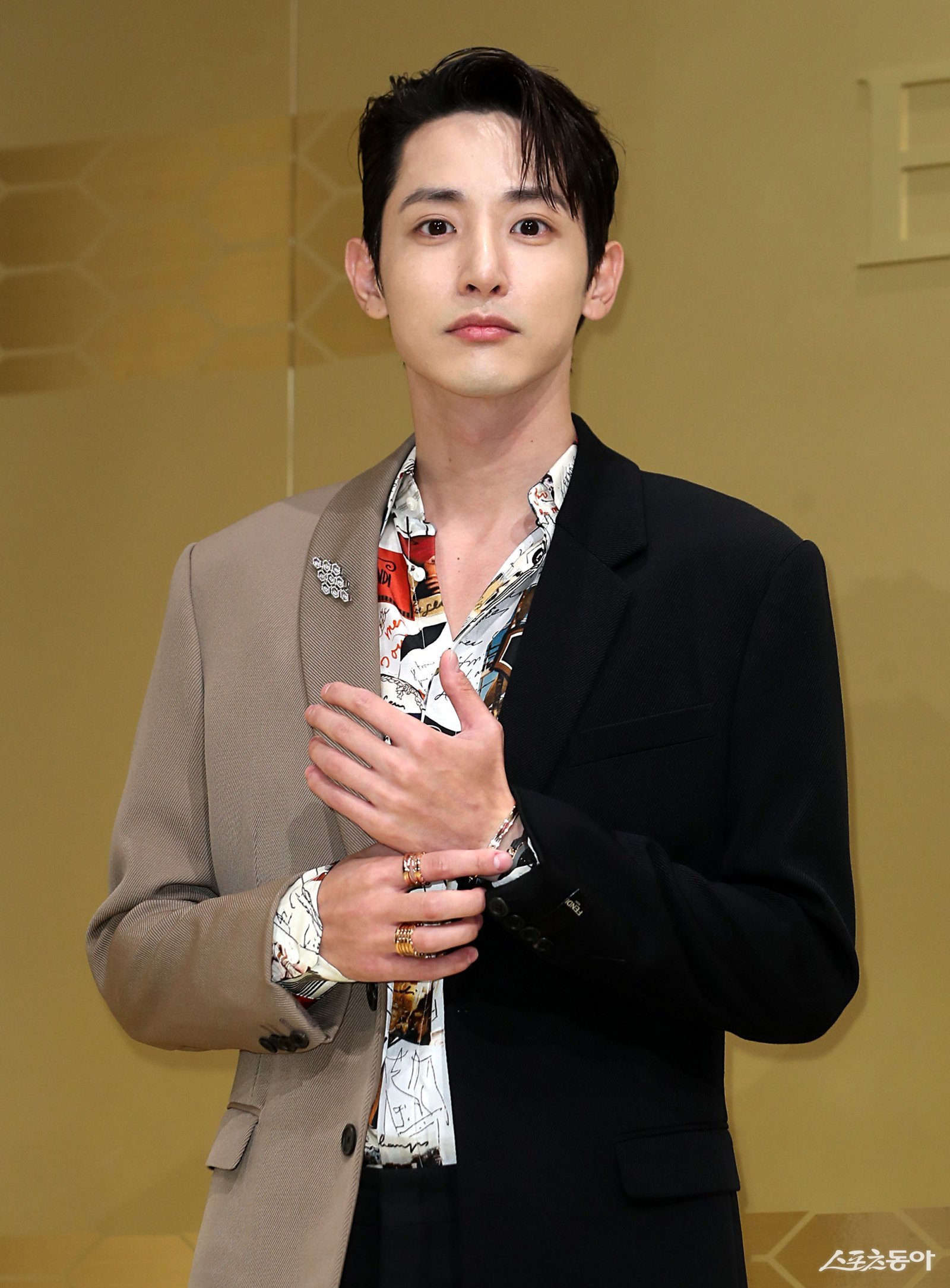 <b>이수혁</b> ‘<b>하렘의 남자들</b>’ 중도 <b>하차</b>…대체 투입 “논의 중” [공식]