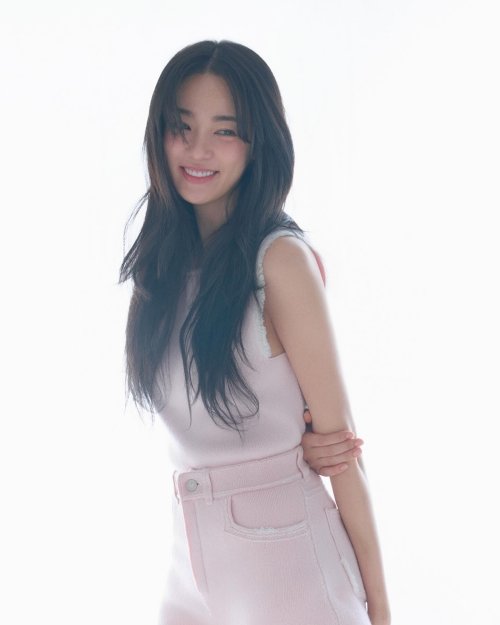 <b>이주연</b>, ‘런닝맨’ 출격…솔직한 입담·밝은 미소 눈길
