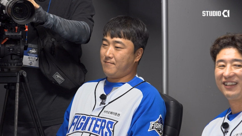 정훈, 은퇴 후 첫 사직 방문…출전할 수 있을까 (<b>불꽃야구</b>2)