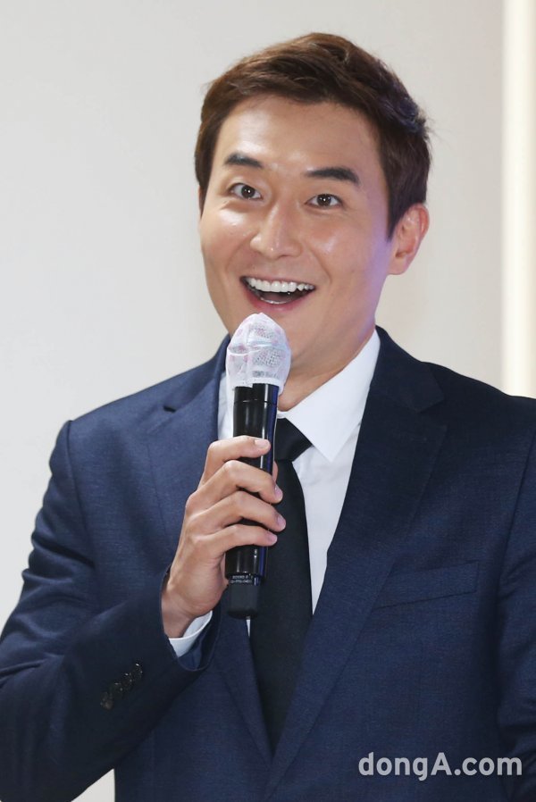 <b>김인석</b>, <b>안젤라 박</b>과 2년 전 <b>이혼</b> “마음 정리할 시간 필요했다”