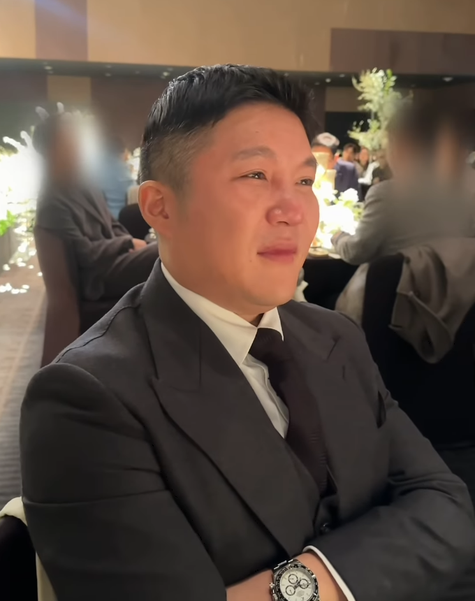 <b>조세호</b>, <b>아내</b> 추정 <b>SNS</b>서 눈물 흘리는 모습 공개…조폭 소개설에도 답변