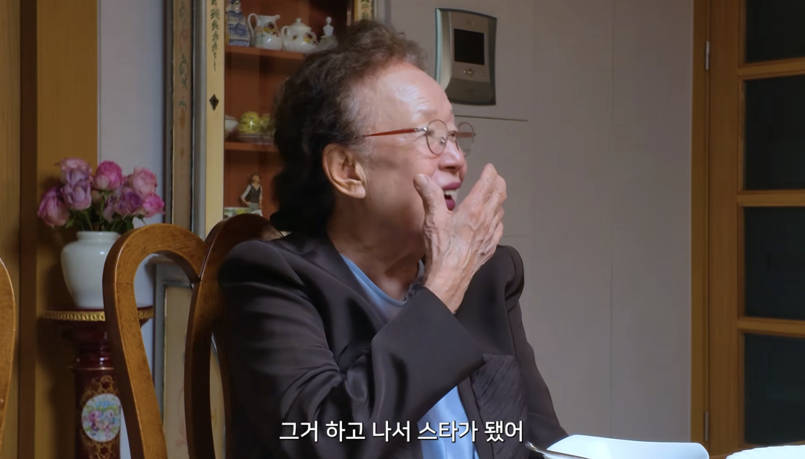 <b>나문희</b>, 아이유 뮤비 찍고 “스타 됐어”…김영옥 앞에서 너스레