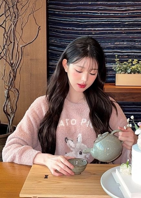 원영이 인스타 게시물업뎃!! 사랑스러운 인형 미모