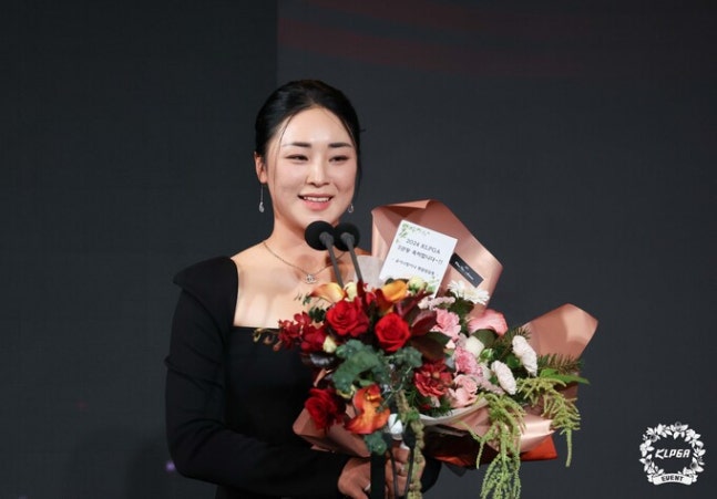 ‘LPGA 신인왕’ 바라보는 윤이나, 드디어 출발선에… 파운더스컵 개봉박두