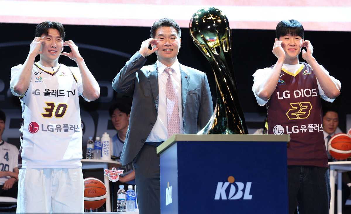 KBL, <b>두경민</b>·<b>전성현</b> 손 들어줬다…<b>보수조정</b> 신청 승리