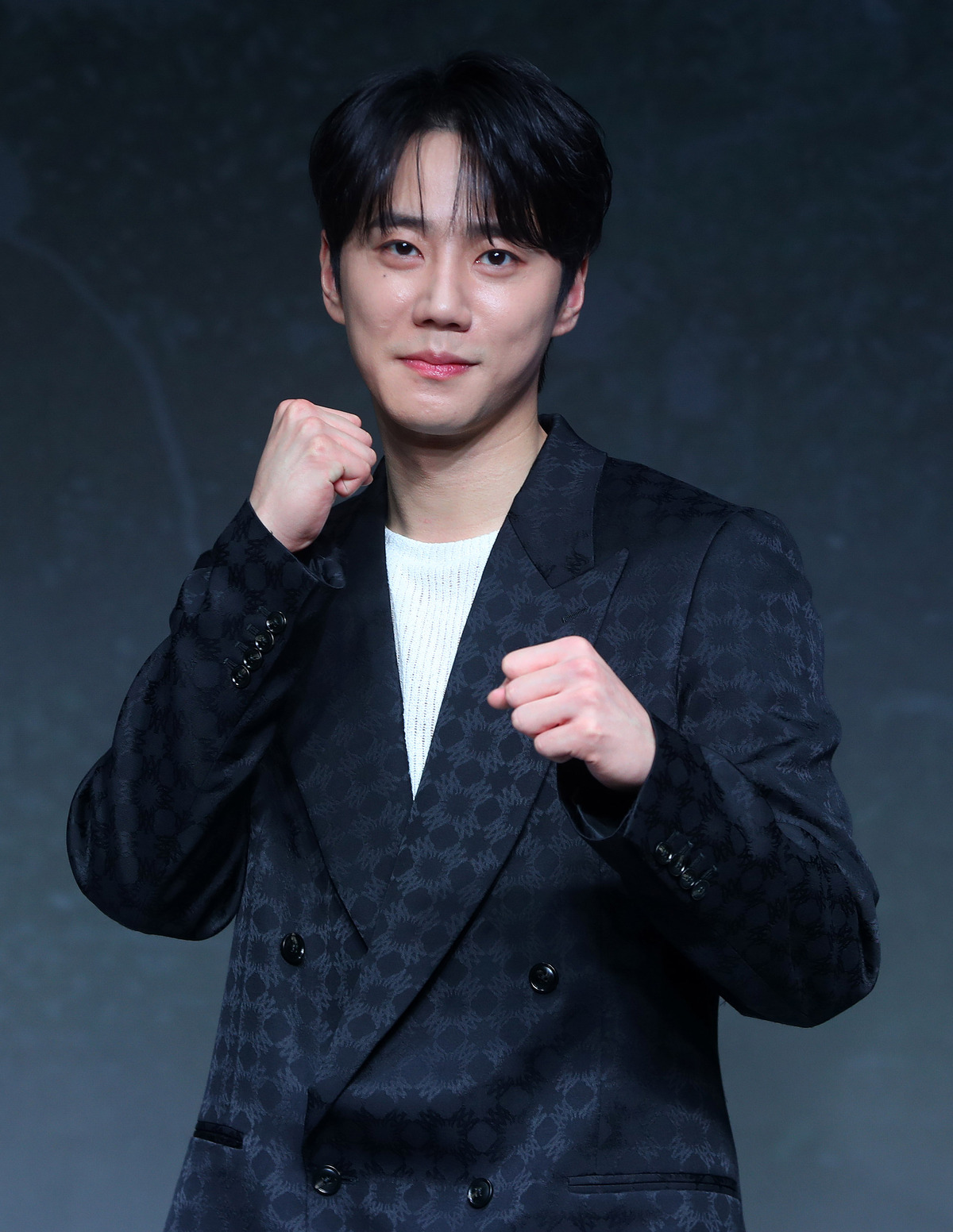 [단독] ‘열일’ <b>이준영</b>, ‘<b>신입사원 강회장</b>’ 주연 물망