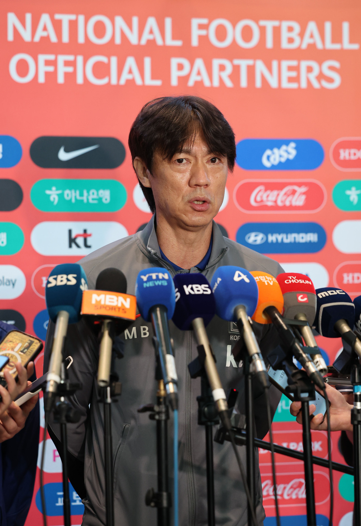 ‘<b>홍명보호</b> 출항’ 월드컵 대비 미국에서 <b>플랜B</b> “유럽파도 실험해볼 계...