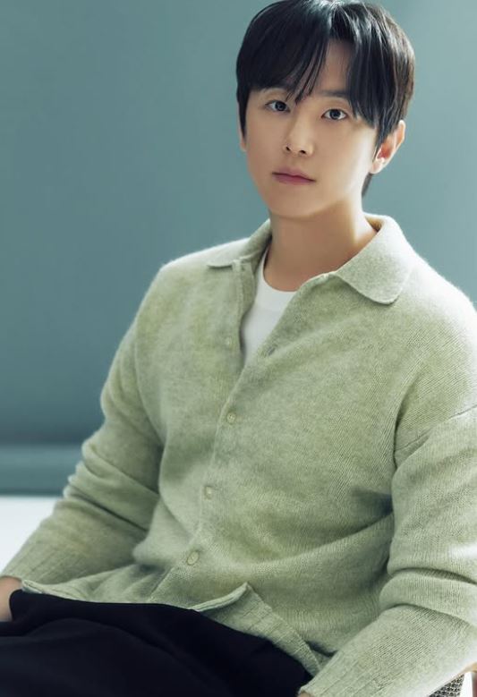 ‘극비<b>결혼</b>’ <b>권율</b>, 아내는 <b>황승언</b> 친동생?…유역비 닮은 미모 화제
