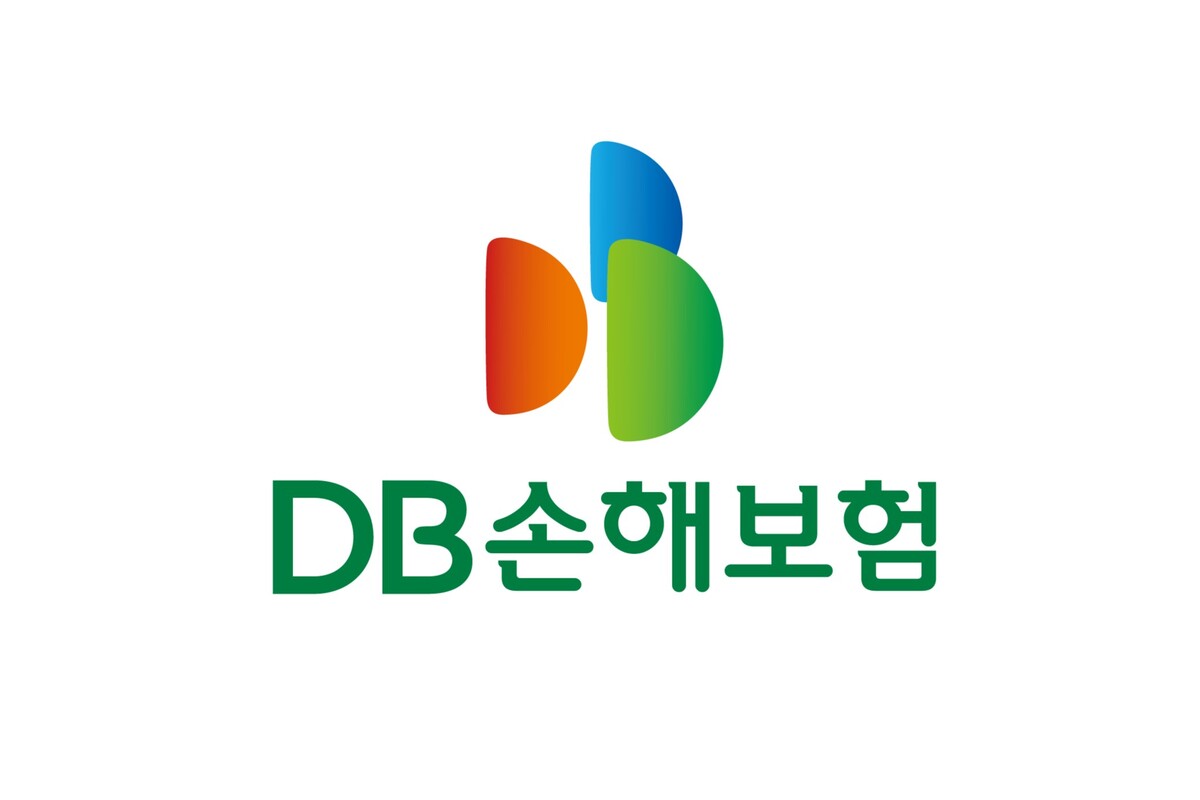 “더 사랑받는 KBL 향해!” DB손해보험, 2년 연속 <b>프로농구 오피셜</b> 스폰...