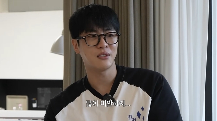 ‘신지’ <b>문원</b>, <b>대인기피증 고백</b>…“약 먹고 무대 오른 줄 몰랐다” ...