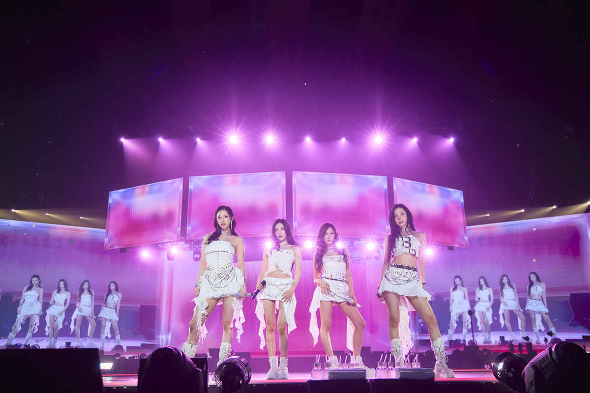 ‘세 번째 <b>아레나 투어</b>’ <b>에스파</b>, ‘리치맨’ 10관왕 돌파…매일이 기록