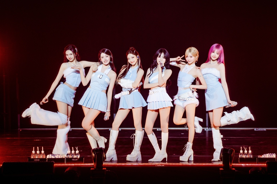 <b>베이비몬스터</b>, 日 첫 <b>팬 콘서트</b>에 10만명 모여
