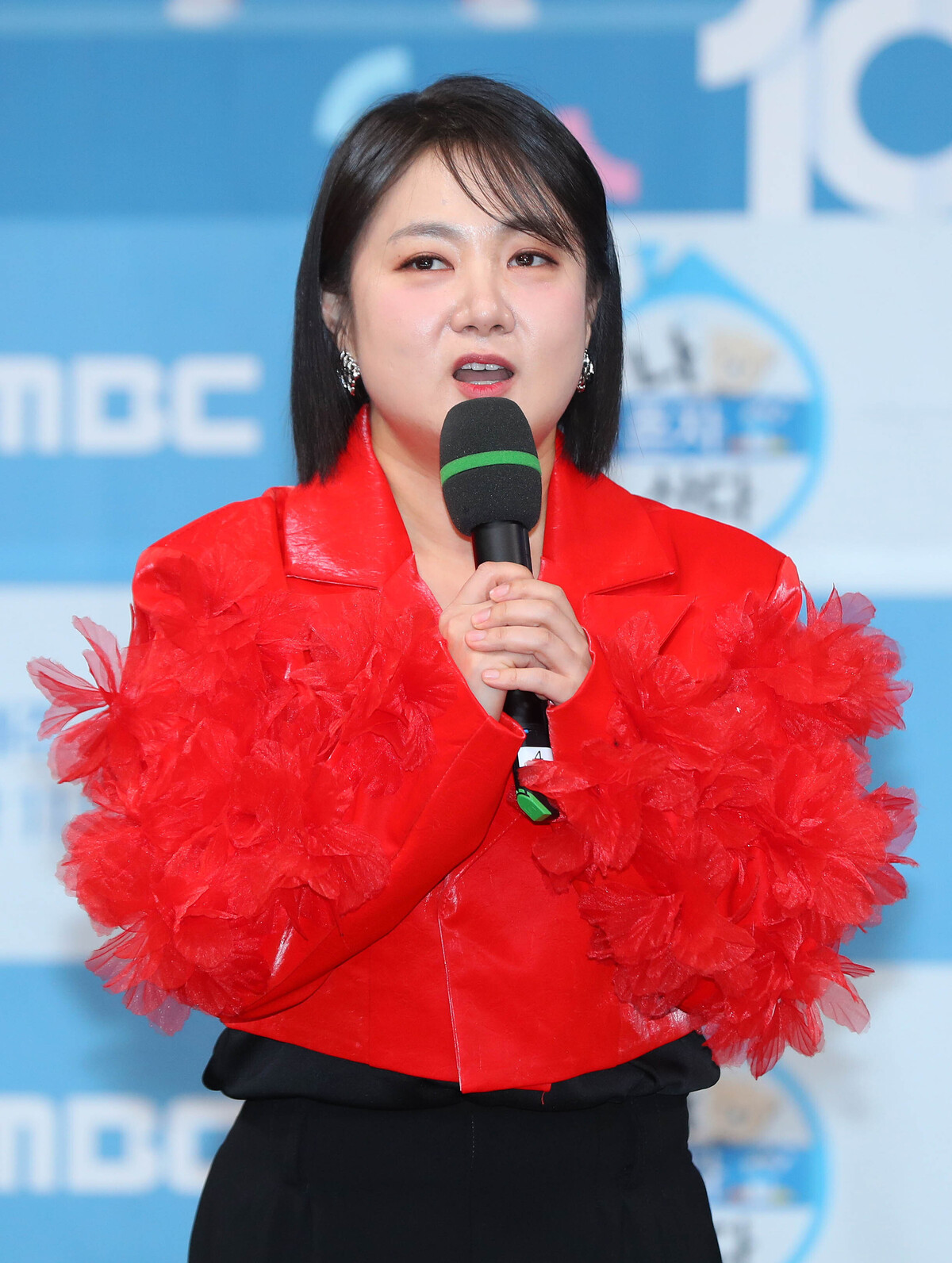 논란 속 <b>박나래</b>, 새 예능 ‘<b>팜유트립</b>’ <b>제작</b> 결국 <b>무산</b>