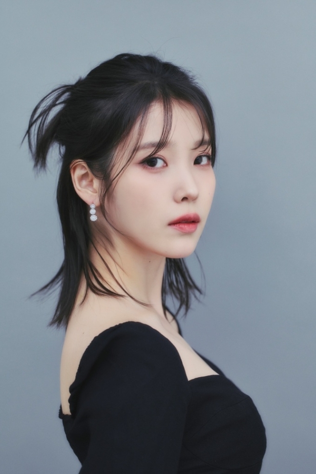 '대군부인' 아이유→이상훈, 가정의 달 선한 영향력…연예계도 들썩