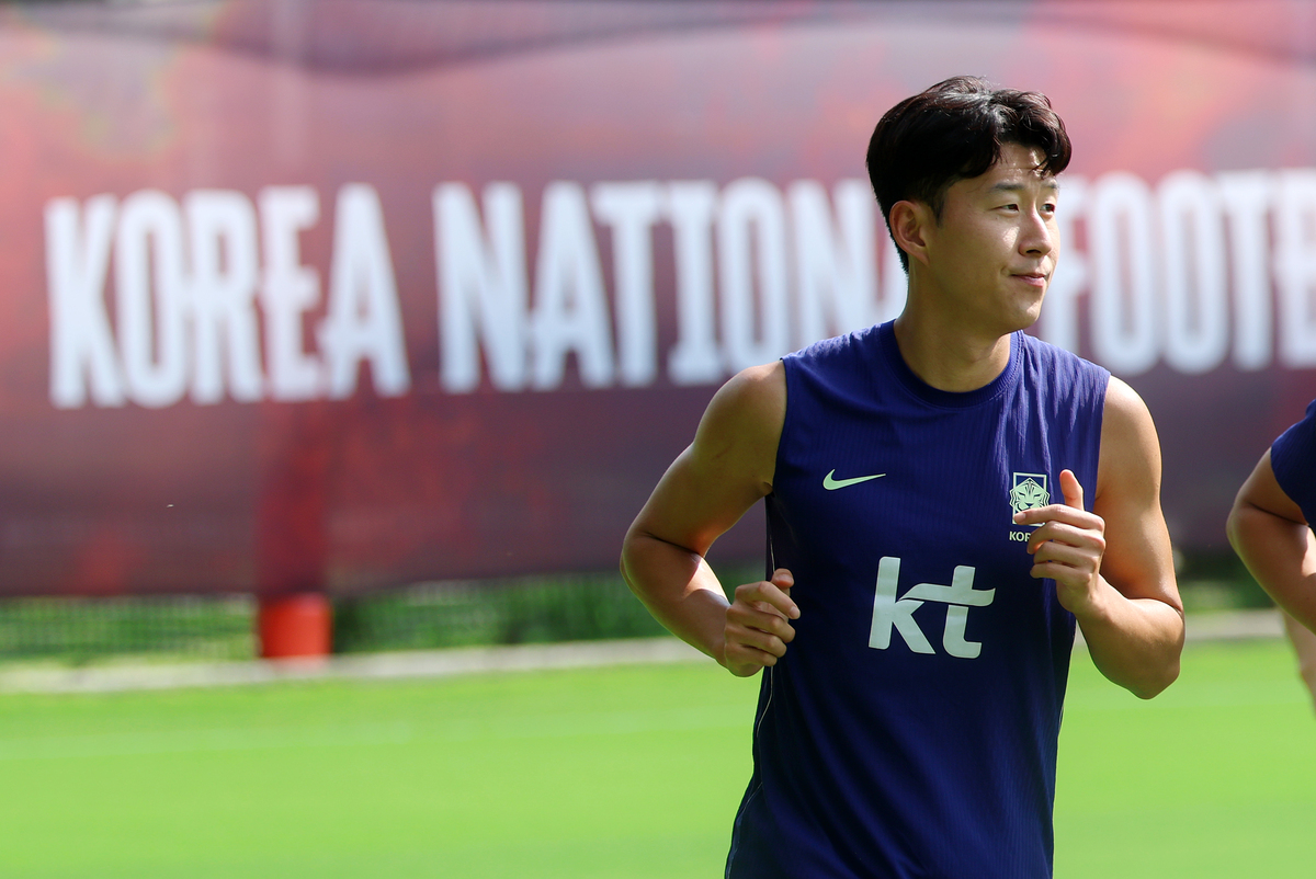 ‘월드컵 탈락’ 손흥민, 밤샘 심경 고백에…‘절친’ 박서준 즉각 보인...