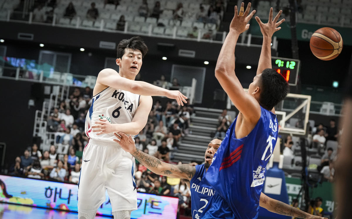'이정현 27점' 남자 농구, 필리핀과 평가전 1차전서 <b>완승</b>
