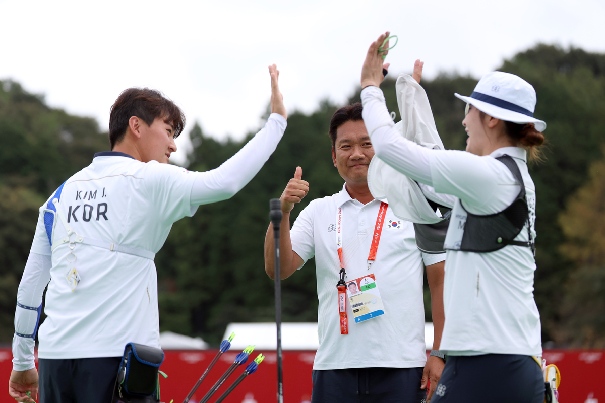 [오늘의 AG] 시상대 맨 위를 향한 약진… 리커브 단체전 3관왕·<b>유도</b> 금...