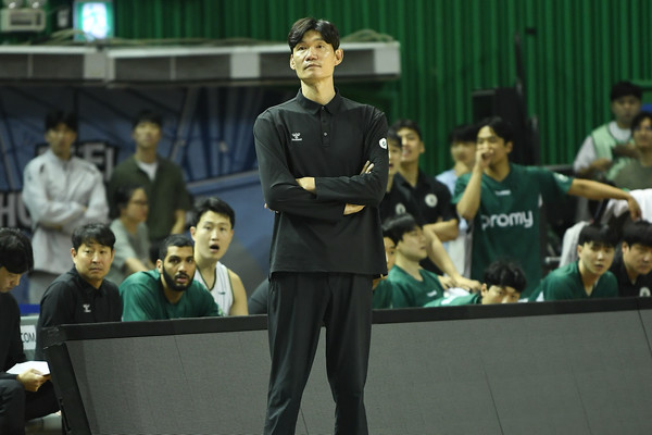 <b>DB</b> 김주성 감독 "활동량이 돋보인 승리, 알바노와 엘런슨의 호흡 기대한...