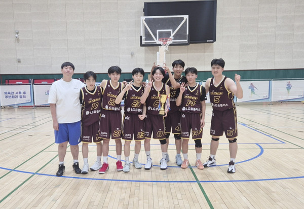 [유노유농] '창단 후 첫 우승' 인천 LG U15 대표팀..."우리 농구한 것이...