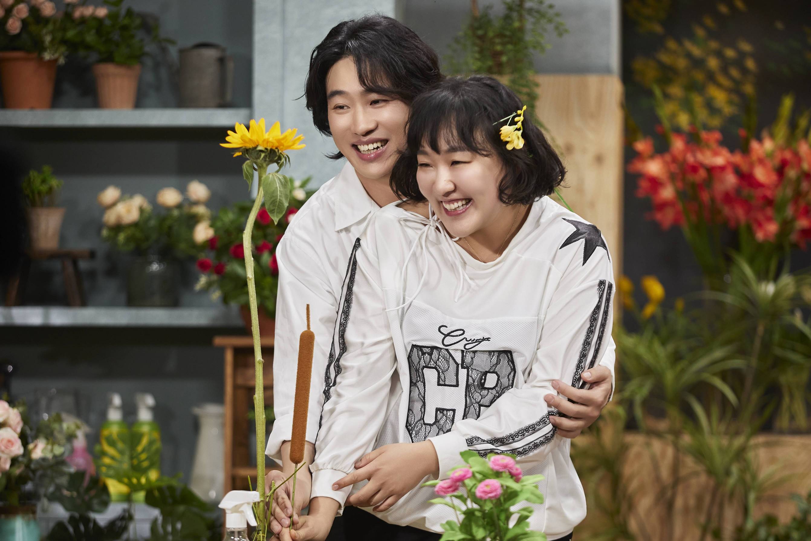 <b>안재홍</b>, 탈모 가발 쓰고 ‘<b>은퇴 밈</b>’ 마침표 찍는다 (<b>SNL</b> 코리아)
