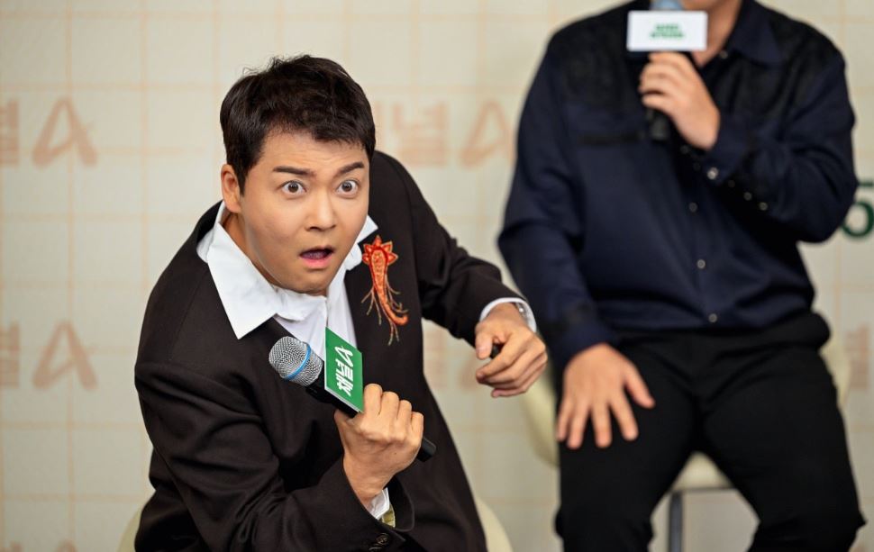 '<b>브레인 아카데미</b>' 전현무 "윤소희→궤도와 케미 100점"