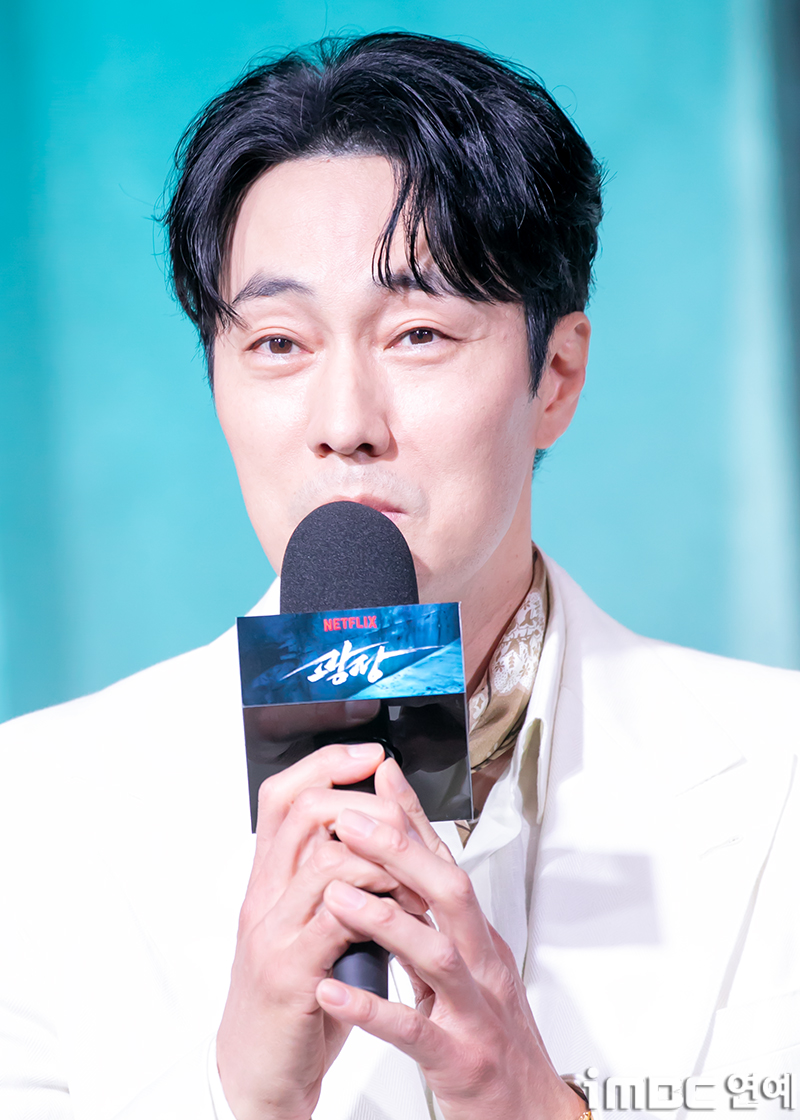 <b>소지섭</b> "'<b>광장</b>'으로 13년 만에 <b>액션</b>…하고 싶었다"