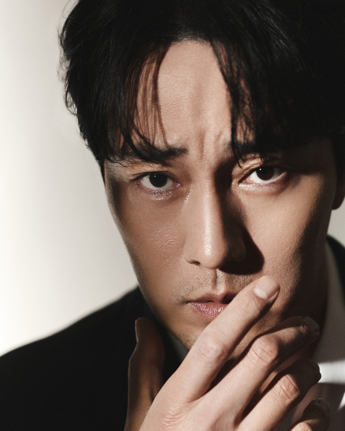 '<b>광장</b>' <b>소지섭</b>이 본 후배 이준혁·추영우·공명 [인터뷰M]