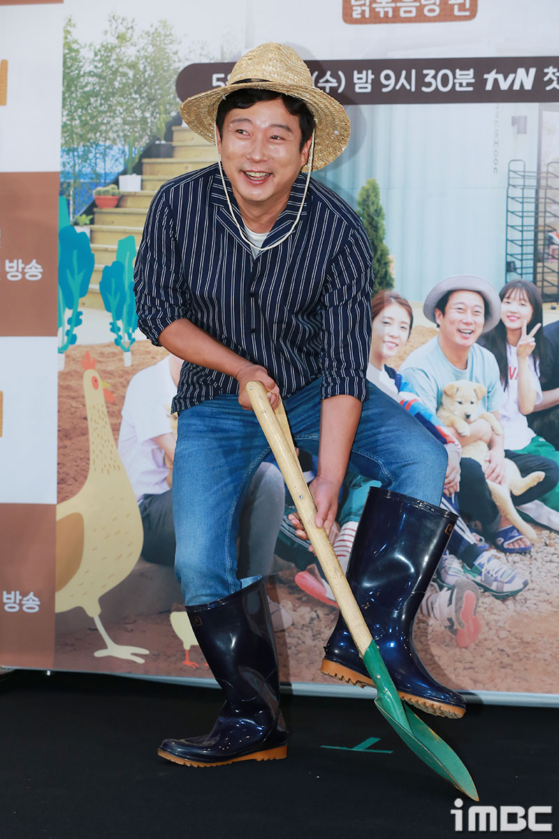 <b>이수근</b> 측 "치료비 위해 <b>건물 매각</b>? NO…개인사와는 무관" [공식입장]