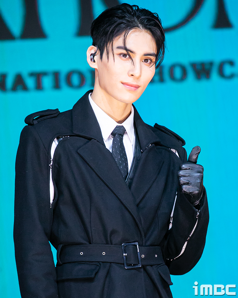 <b>SF9 유태양</b>, 두산베어스 <b>시구</b> 출격 "최애 양의지, 설렌다"