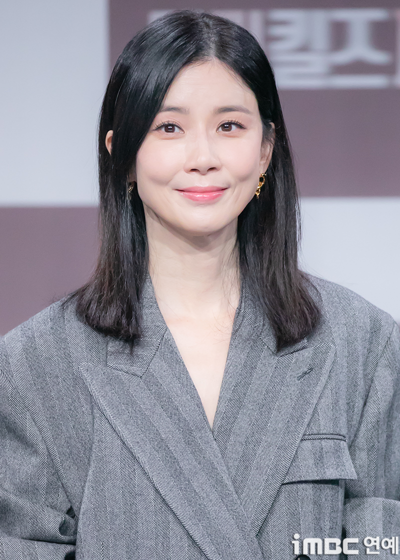 '<b>메리 킬즈 피플</b>' 이보영 "<b>조력사망</b> 돕는 의사…논란 될 수 있죠"