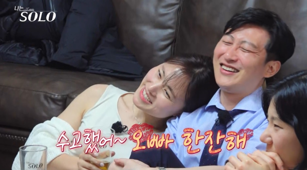 “건들고 싶어” <b>28기</b> <b>현숙</b> vs 순자 불꽃 혈투…<b>상철</b>의 마음은? (나는 솔...