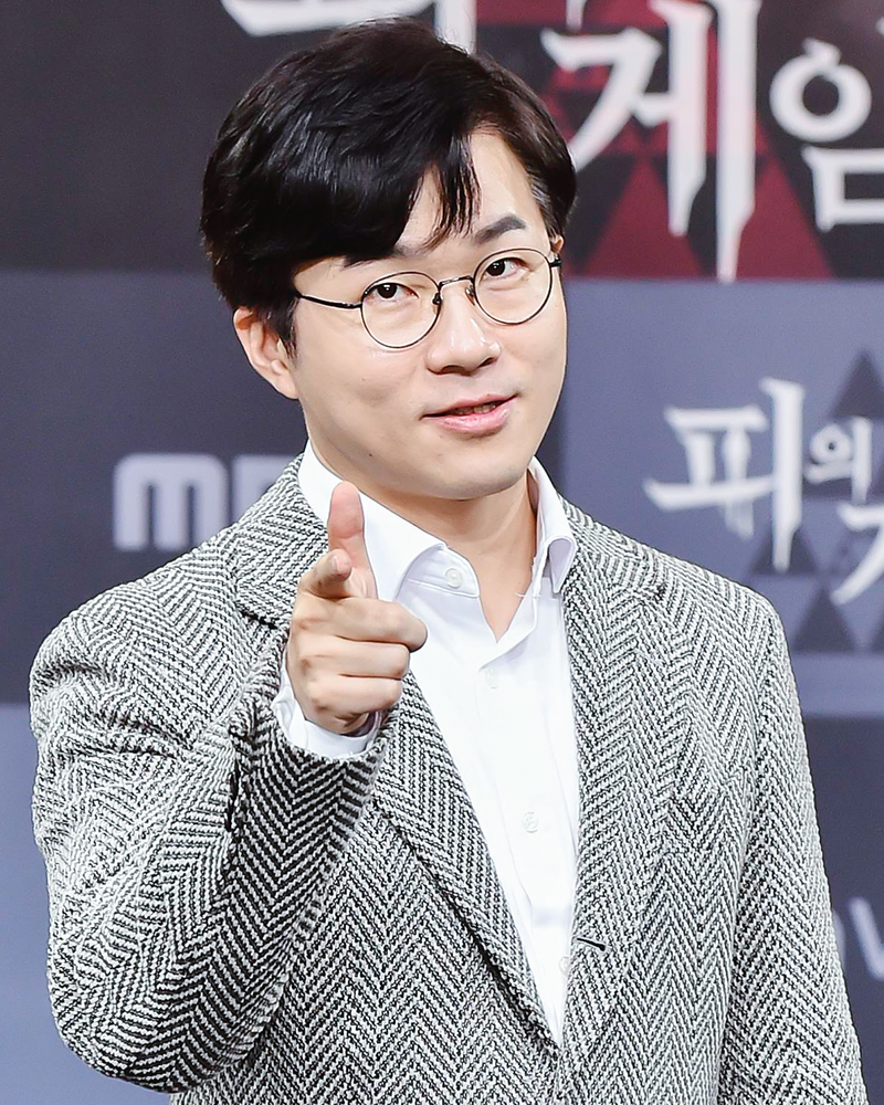 '360만 유튜버' <b>슈카</b>, <b>일베 이미지</b> 사용 <b>논란</b>→영상 삭제