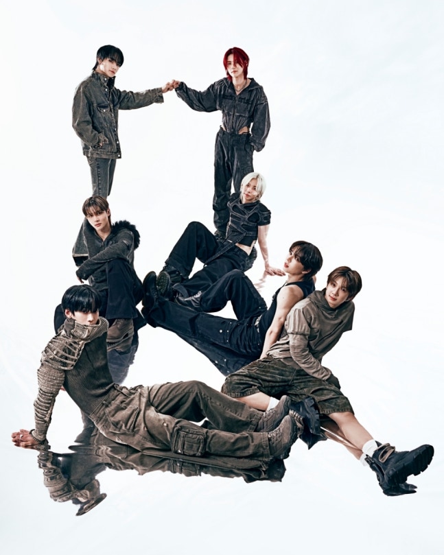 Ampersand One publicó un reportaje fotográfico para la revista estadounidense LADYGUNN.