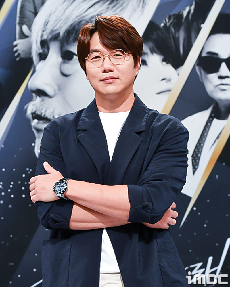 <b>성시경</b>, 기획사 문제 종지부 "정식 <b>등록</b>증 수령 <b>완료</b>" [공식입장]