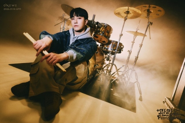 Harin, Dongmyeong, and Giuk's personal concept photos