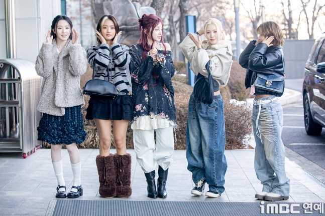 추운 날씨 라디오 출근길에서의 아이들 모습