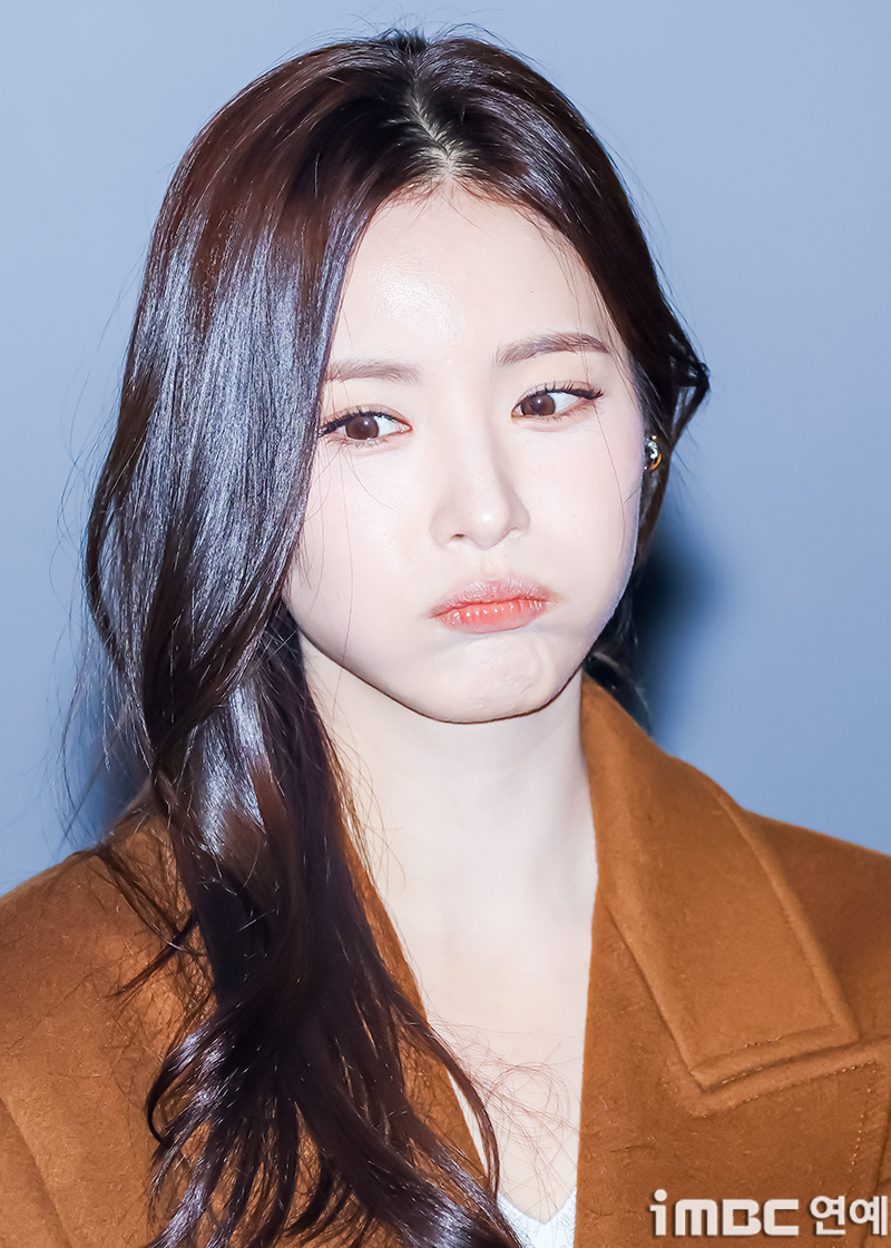 신세경 팬서비스 열기