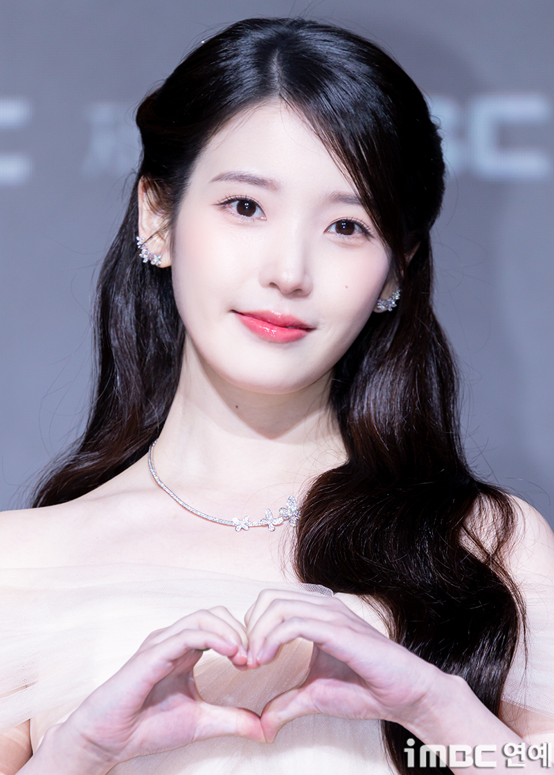 [포토] 아이유 , 매력 재벌