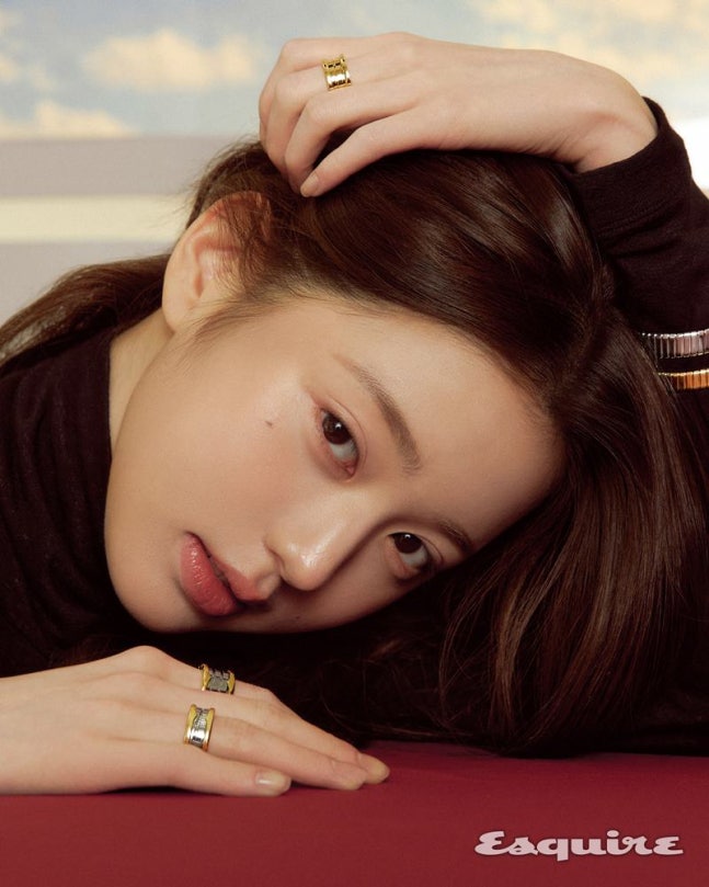 화보 강자다운 존재감을 입증한 장원영