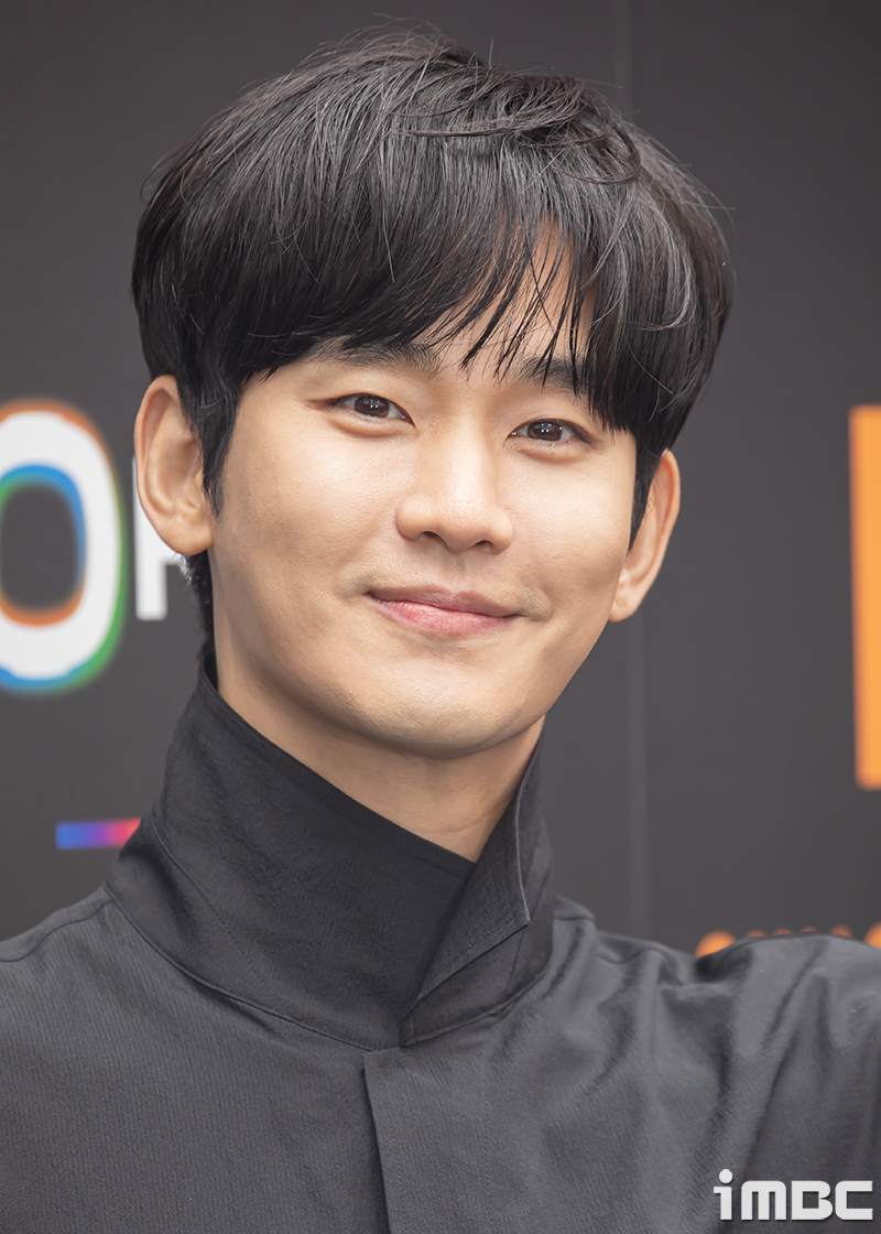 “별에서 온 놈 기어나오면 2차전” 누명 벗은 김수현 저격한 故 설리 ...