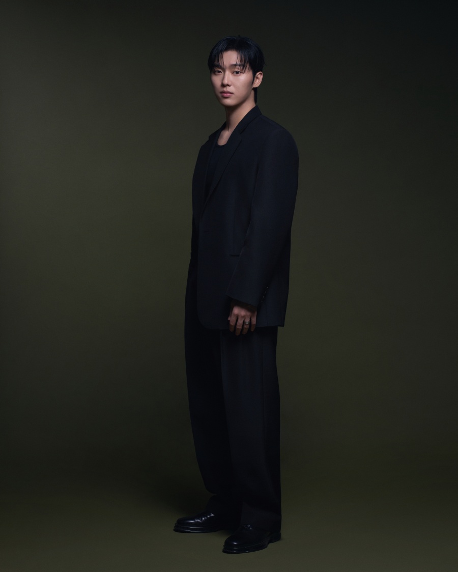 <b>최현욱</b> "논란 비우고 책임감 채웠다. '믿고 보는 배우'로 증명할 것" [인...