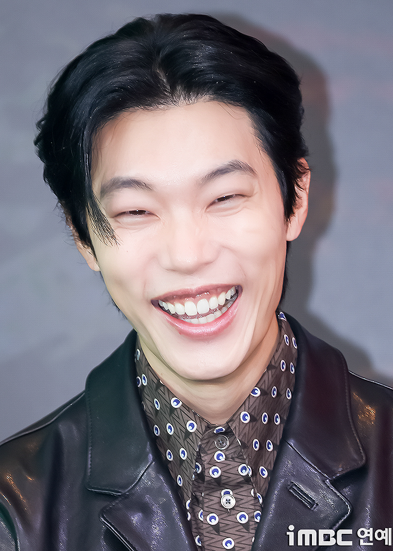 [포토] <b>류준열</b>, 들쥐 <b>1인 2역</b>
