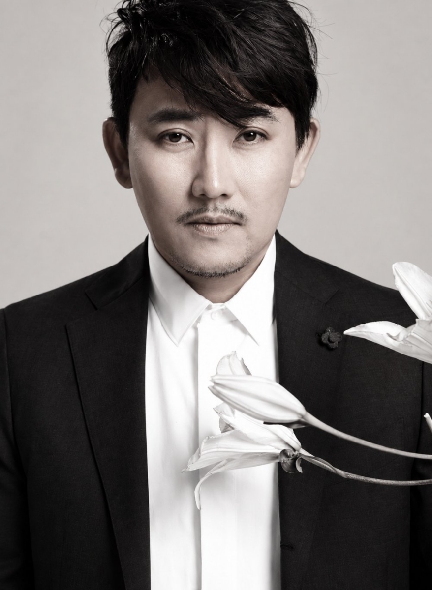 <b>이승철</b>, <b>첫 손주</b> 품에 안았다 "저 할아버지 됐어요"