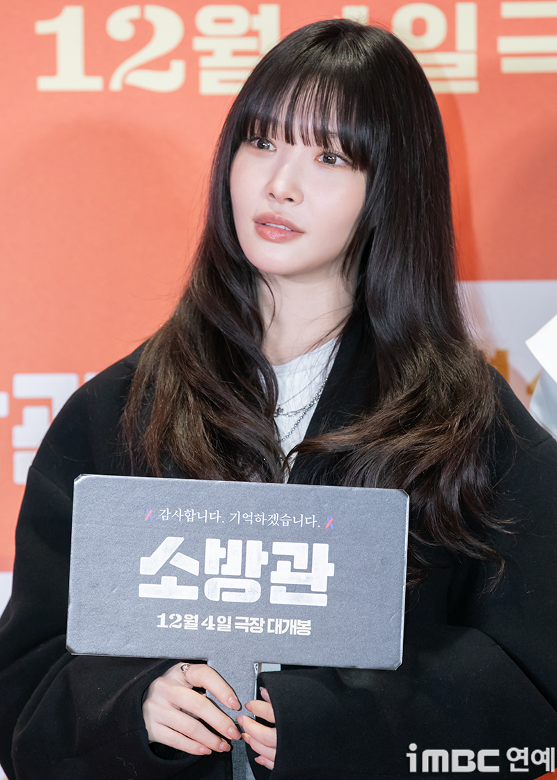 아이오아이 <b>청하</b>, 새벽 <b>응급실 이송</b>→경기대 축제 불참