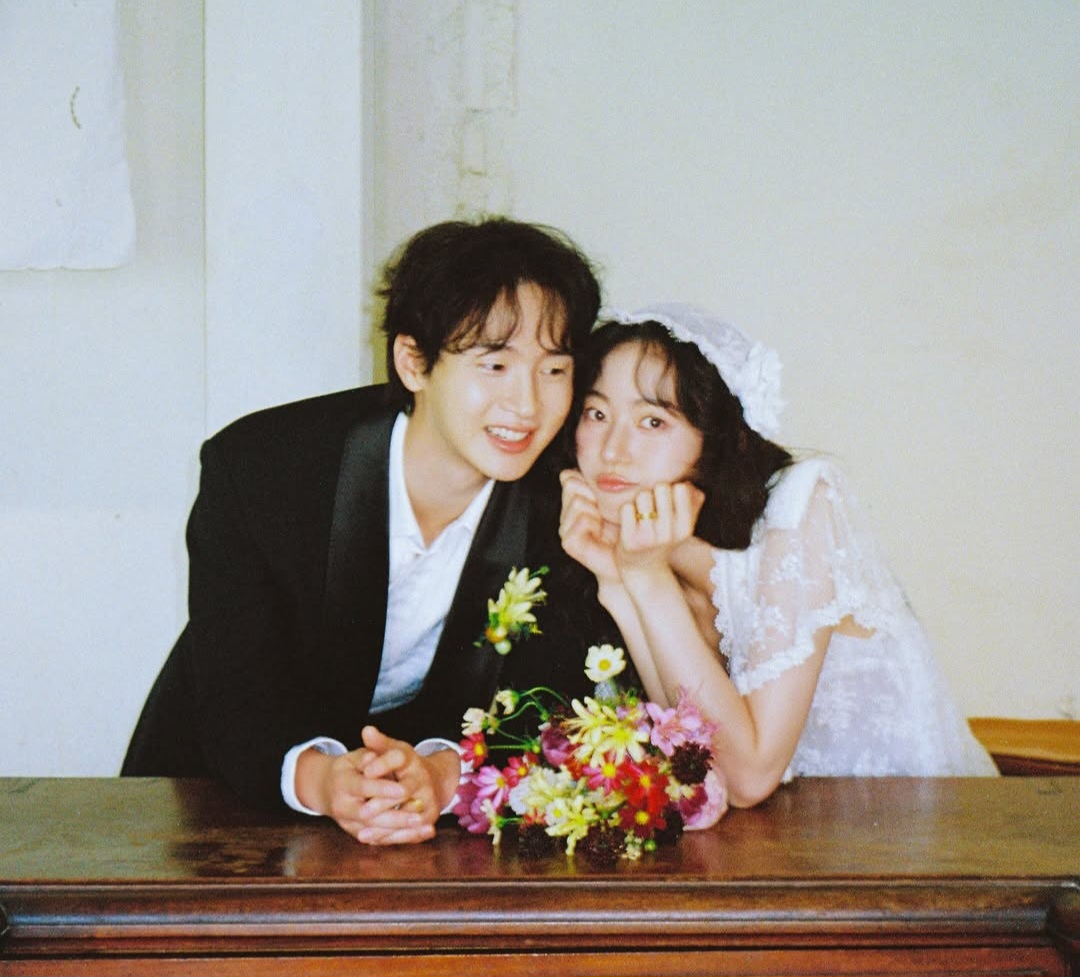 장동윤<b>김승윤</b>, 오늘(10일) 결혼…영화 같은 웨딩화보 공개