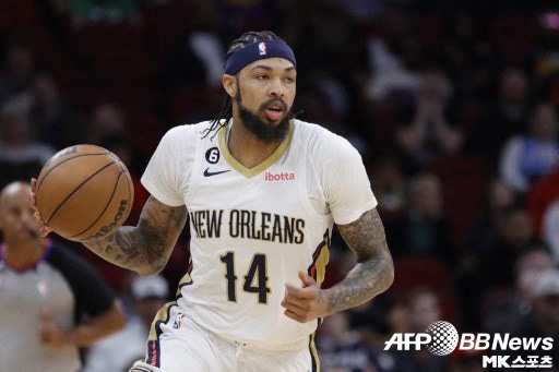 NBA英格拉姆”NOP击败丹佛 31分11个篮板10次助攻 三双命中率