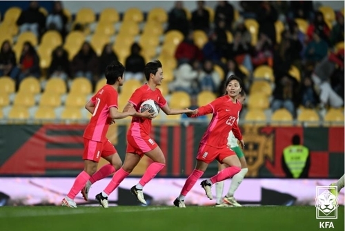 <b>여자축구</b> 벨호 <b>대표팀</b>, <b>포르투갈</b> 친선전 1-5 대패…손화연 만회 골