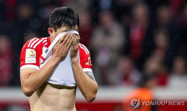 4옵션 전락? <b>김민재</b> 벤치->더 리흐트+다이어 선발, 우파메카노에도 밀렸다
